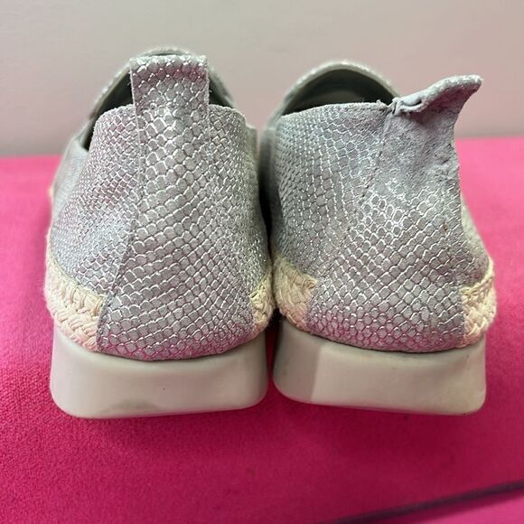 Shimmery Slip on The FLEXX Size 10 The Chappie - Picture 6 of 8